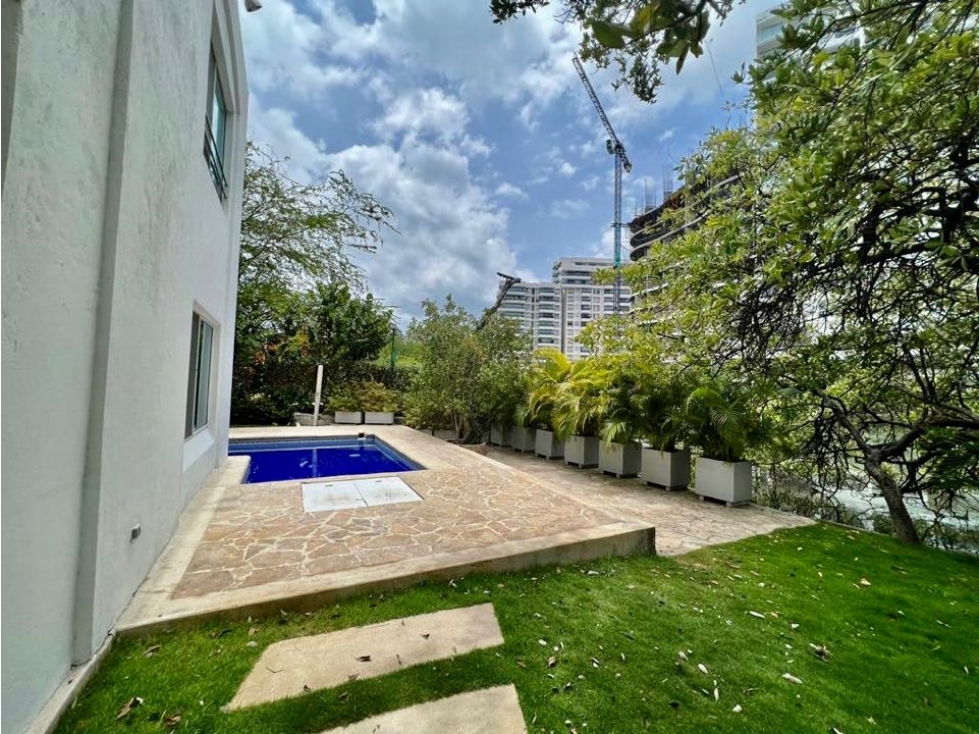 CASA EN EXCLUSIVO CONJUNTO CERRADO FRENTE AL MAR - 5