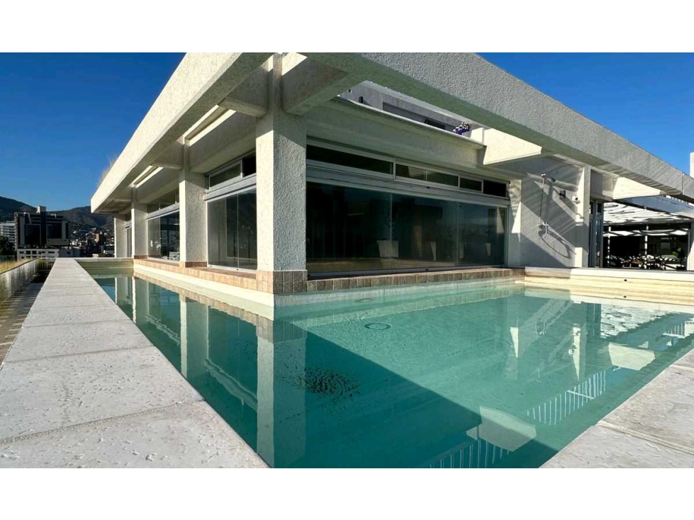 STEFANO V, DEPARTAMENTO DE CATEGORIA 3 DORMITORIOS, VISTA AL LAGO — foto 3