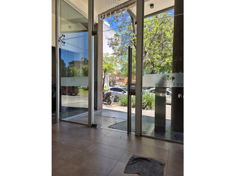 Exclusivo duplex 2 dormitorios con cochera, edificio Vesalius — foto 4