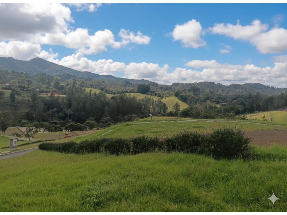 Exclusivo lote en parcelación con vista en El Retiro | Antioquía. — foto 3