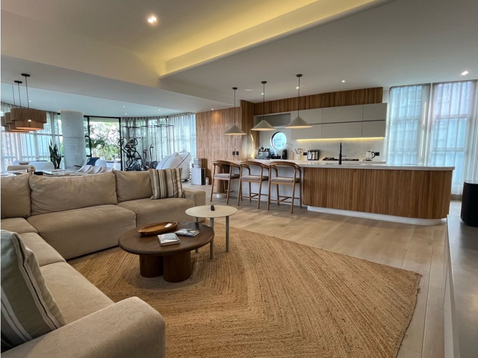 Exclusivo y moderno apartamento en Provenza, 314m2 llenos de armonía