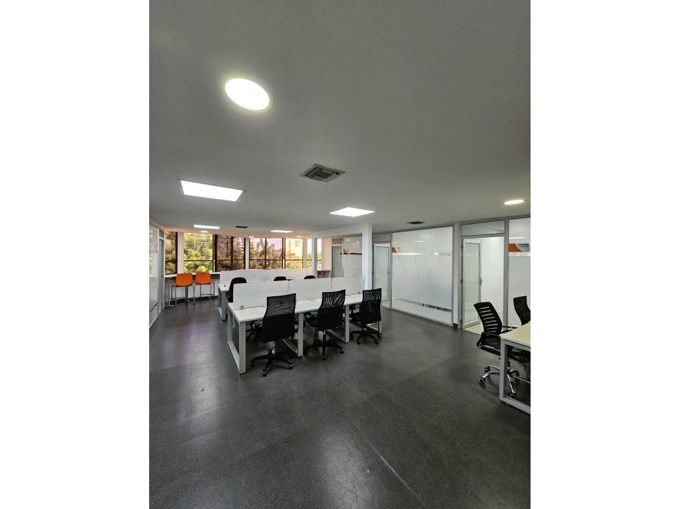 EXELENTE OPORTUNIDAD PARA INVERSION!! 140M2 CRA 52 CALLE 72 — foto 4