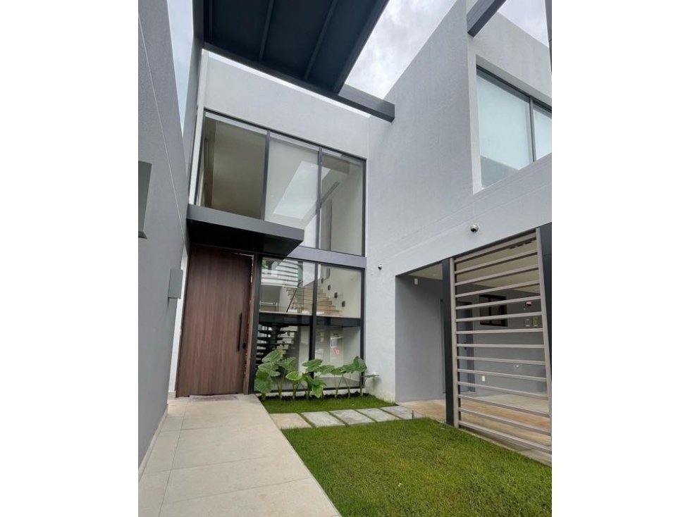 EXPLORA CASAS UNIFAMILIAR — foto 2