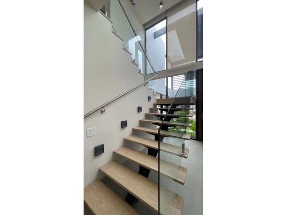 EXPLORA CASAS UNIFAMILIAR — foto 3