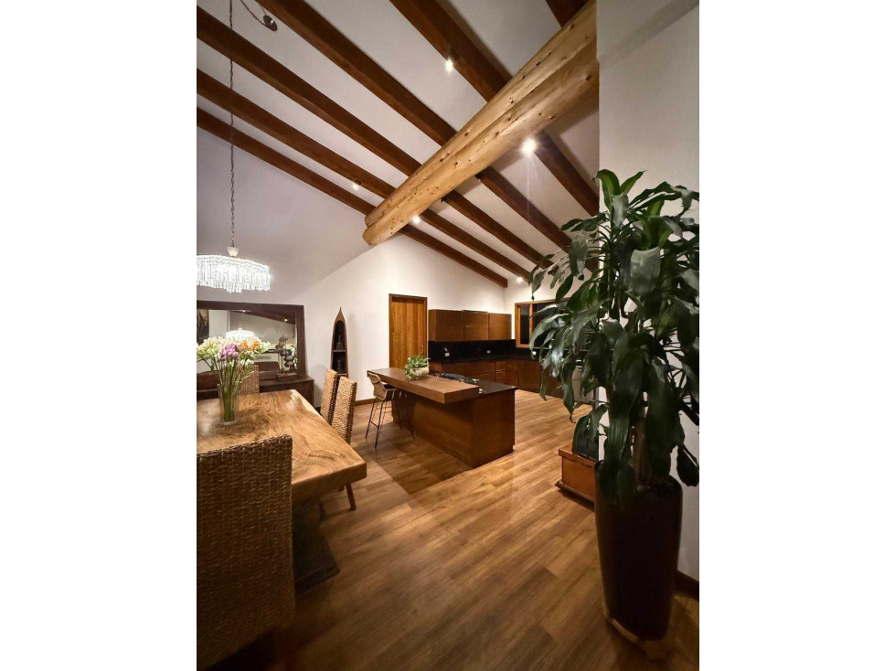 EXTRAORDINARIA CASA EN UN SOLO NIVEL-VISTA INIGUALABLE A LA CIUDAD — foto 4