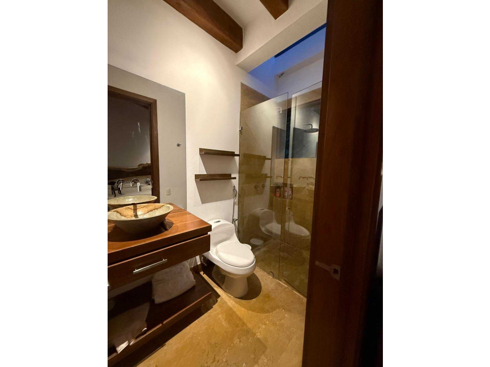 EXTRAORDINARIA CASA EN UN SOLO NIVEL-VISTA INIGUALABLE A LA CIUDAD — foto 6