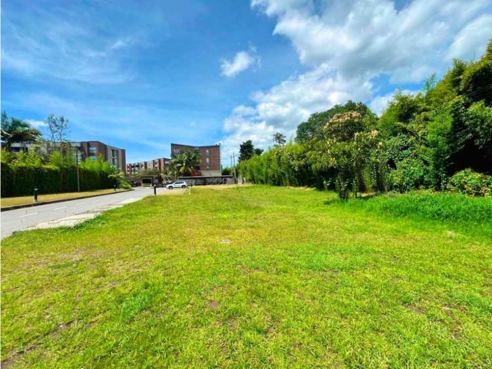 Extraordinario lote comercial en llano grande — foto 5
