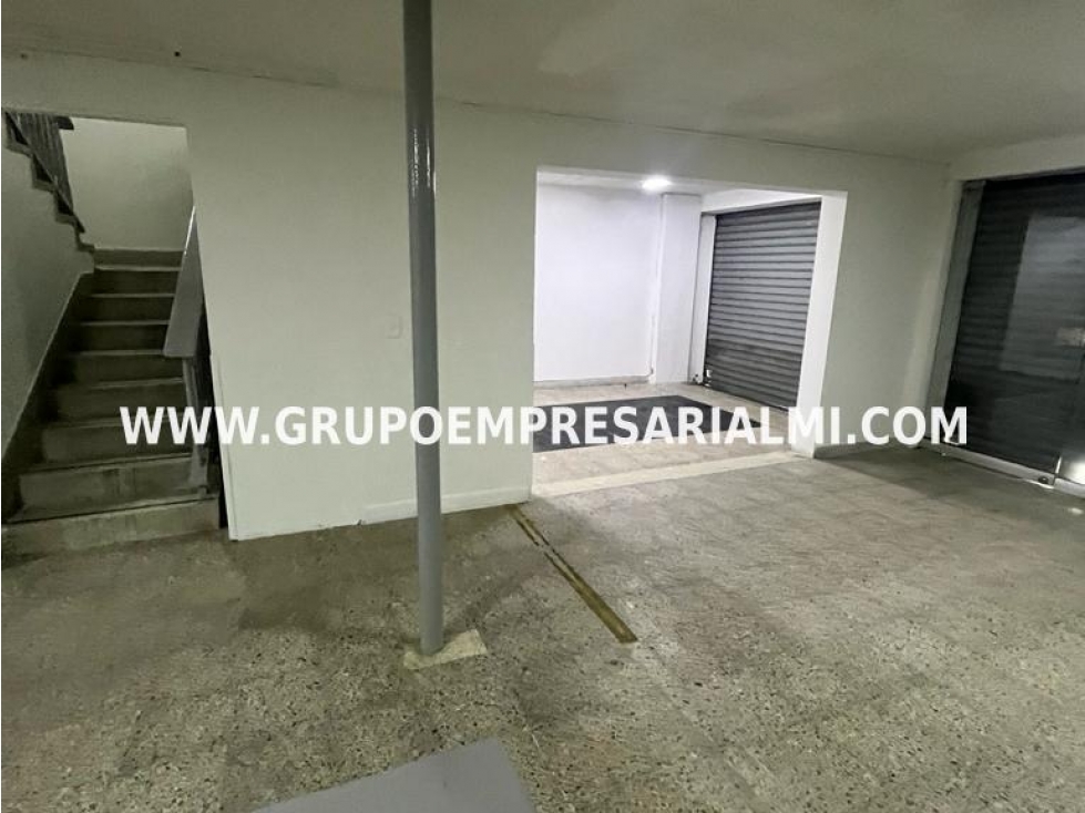 FABULOSA BODEGA EN ARRIENDO - SECTOR BELÉN COD: 30158 - 2