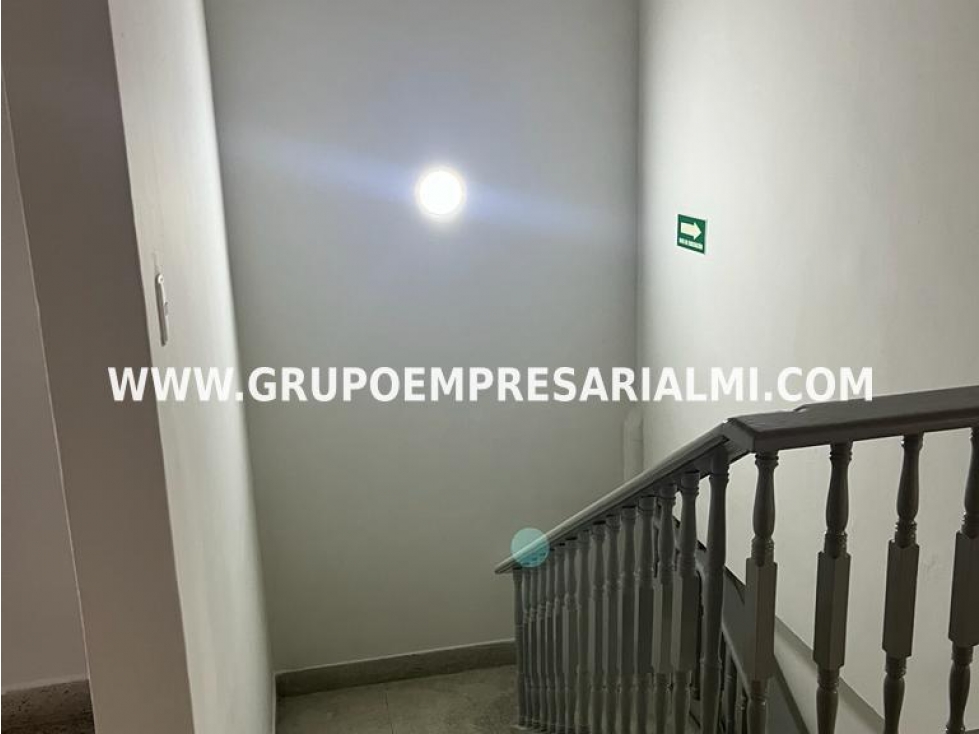 FABULOSA BODEGA EN ARRIENDO - SECTOR BELÉN COD: 30158 - 6