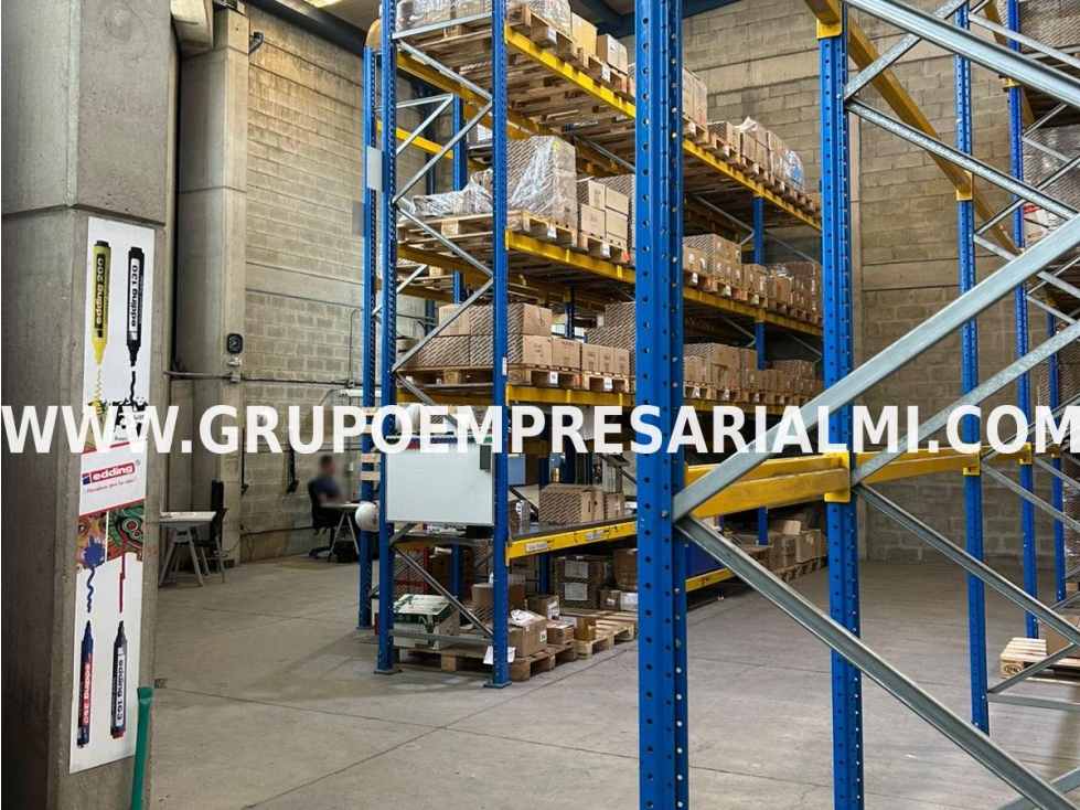 FABULOSA BODEGA EN ARRIENDO - SECTOR ANCÓN SUR COD: 32579 - 5