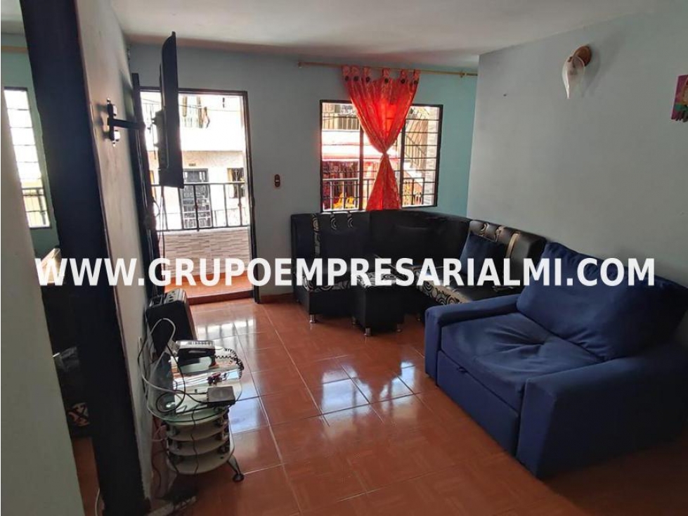 FABULOSA CASA BIFAMILIAR EN VENTA - SECTOR CASTILLA COD: 28283