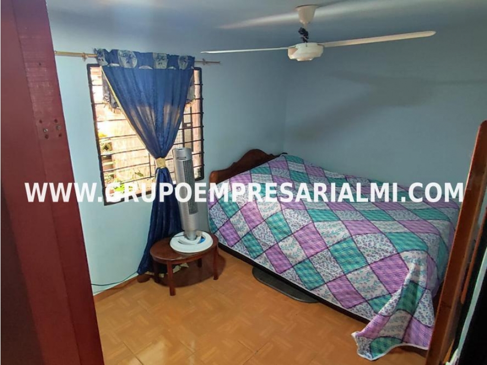 FABULOSA CASA BIFAMILIAR EN VENTA - SECTOR CASTILLA COD: 28283 — foto 5
