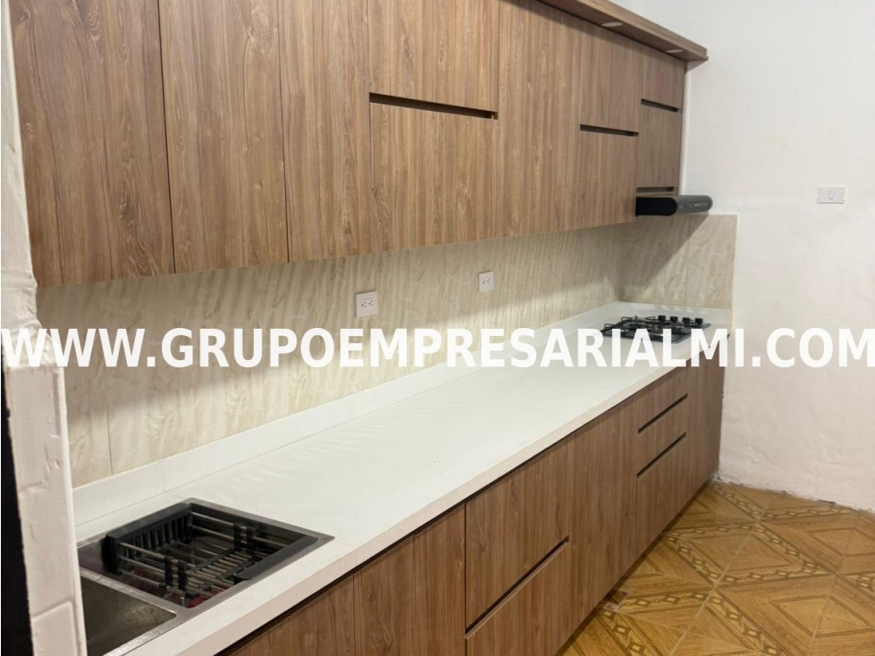 FABULOSA CASA COMERCIAL EN VENTA - SECTOR LAURELES COD: 32307 — foto 4