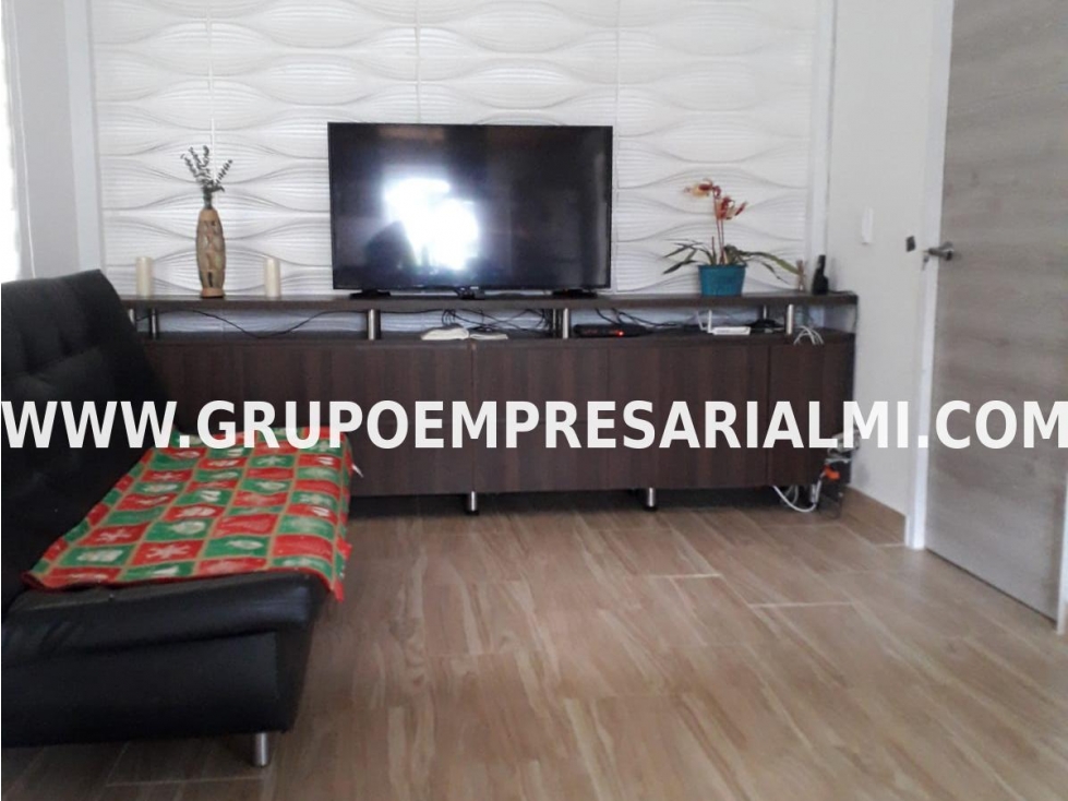 FABULOSA CASA LOTE EN VENTA - VEREDA EL PERICO COD: 33103