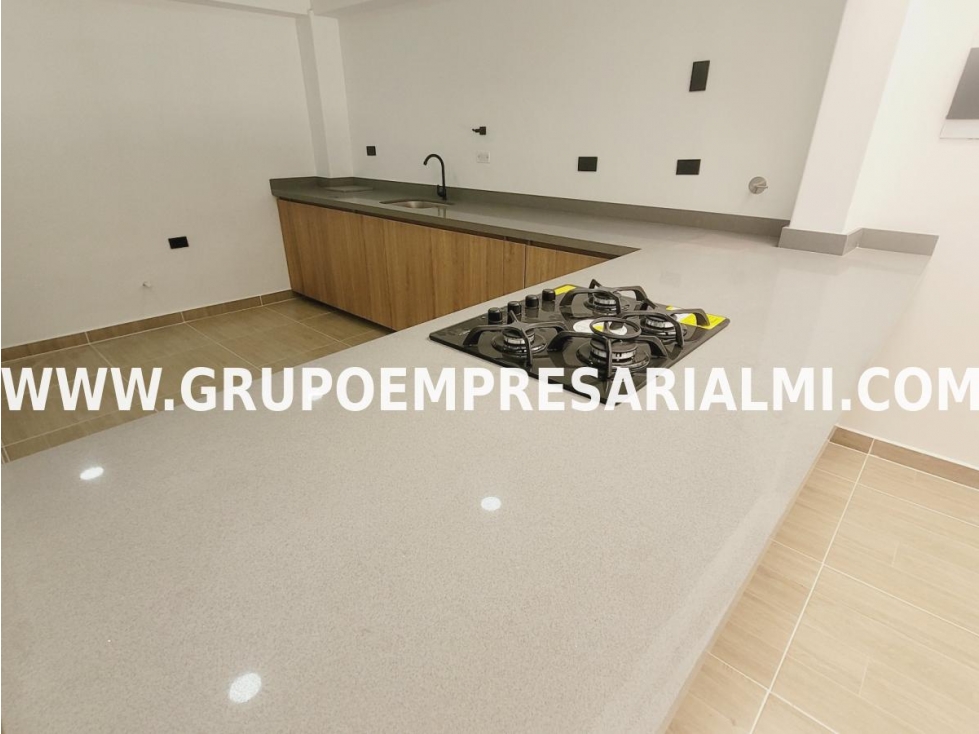 FABULOSA CASA UNIFAMILIAR EN VENTA - SECTOR SAN BERNARDO COD: 32995 — foto 2
