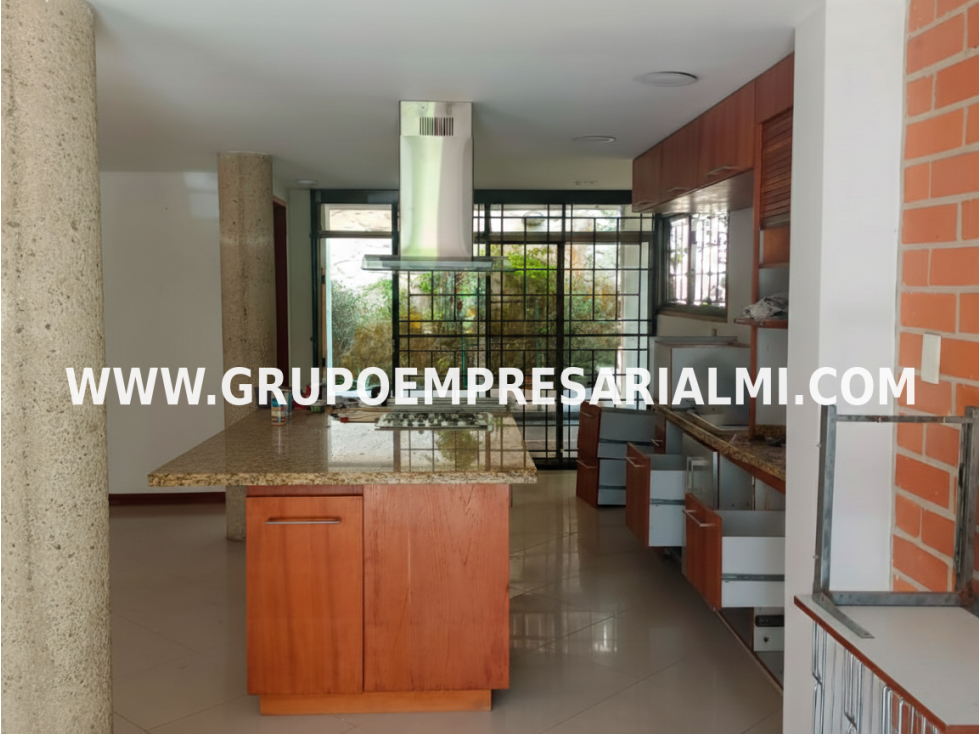 FABULOSA CASA UNIFAMILIAR EN ARRIENDO - SECTOR LA DOCTORA COD: 33476 — foto 2