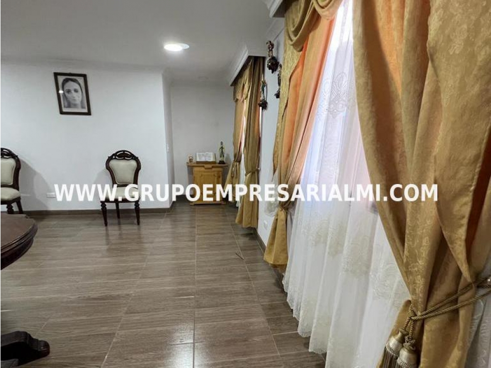FABULOSA CASA UNIFAMILIAR EN VENTA - SECTOR DOCE DE OCTUBRE COD: 32286 — foto 2