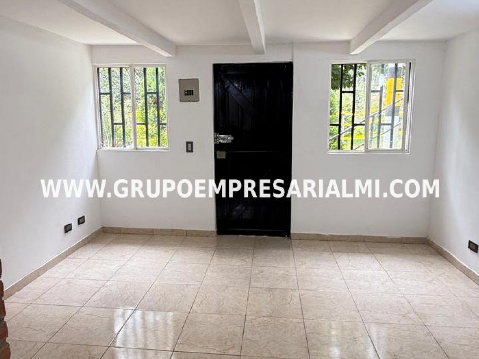 FABULOSA CASA UNIFAMILIAR EN VENTA - SECTOR PAJARITO COD: 33141