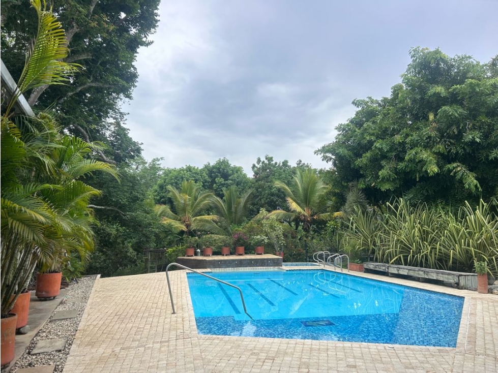 FABULOSA FINCA EN SAN JERÓNIMO A PUERTA CERRADA — foto 5
