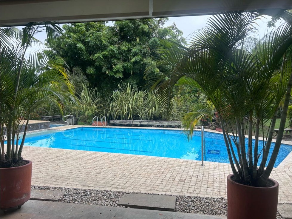 FABULOSA FINCA EN SAN JERÓNIMO A PUERTA CERRADA — foto 6
