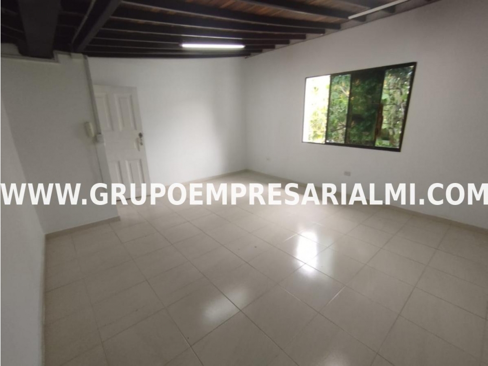 FABULOSA OFICINA EN ARRIENDO - SECTOR SURAMERICANA COD: 29926 - 2