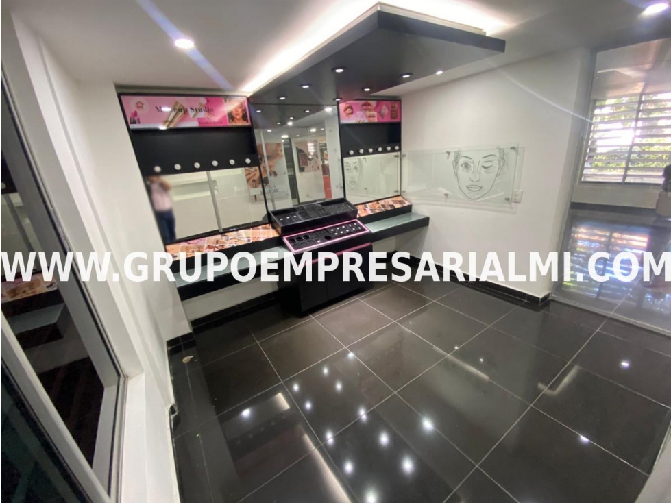 FABULOSA OFICINA EN ARRIENDO - SECTOR SURAMERICANA COD: 30052 - 2
