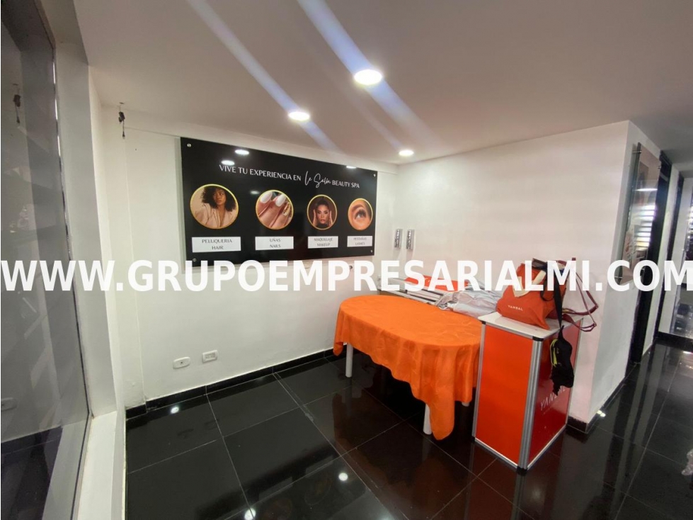 FABULOSA OFICINA EN ARRIENDO - SECTOR SURAMERICANA COD: 30052 - 6