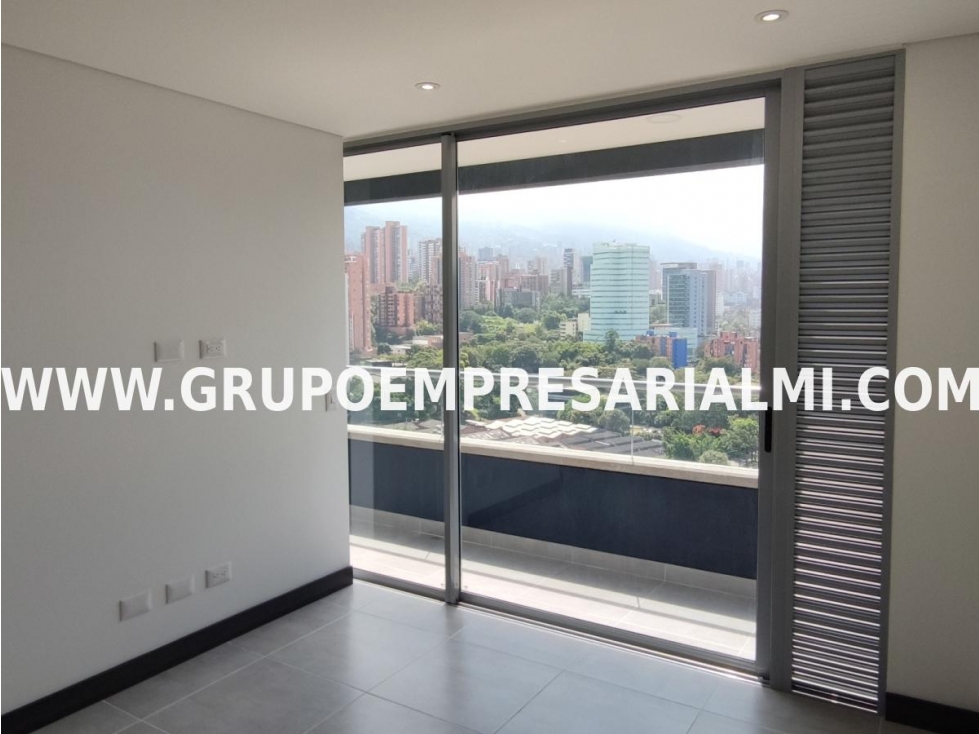FABULOSO APARTAESTUDIO EN ARRIENDO - SECTOR CIUDAD DEL RÍO COD: 32075 — foto 2