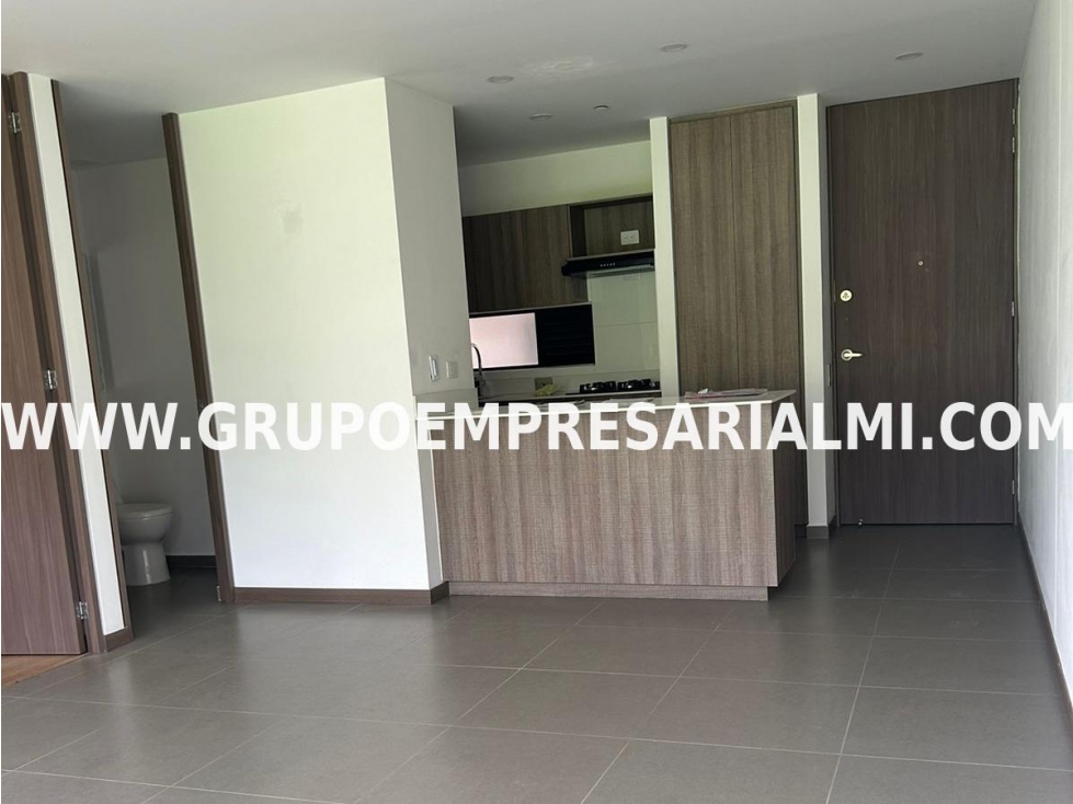 FABULOSO APARTAESTUDIO EN VENTA - SECTOR LOMA DE LAS BRUJAS COD: 30997