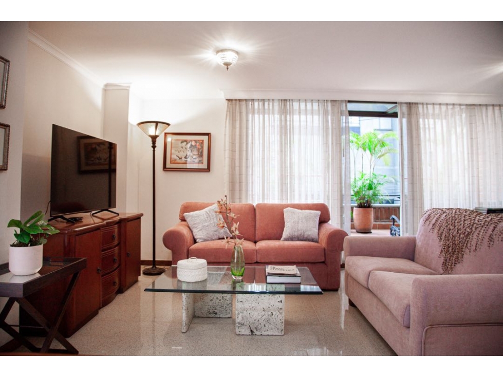 Fabuloso apartamento amoblado poblado milla de oro.
