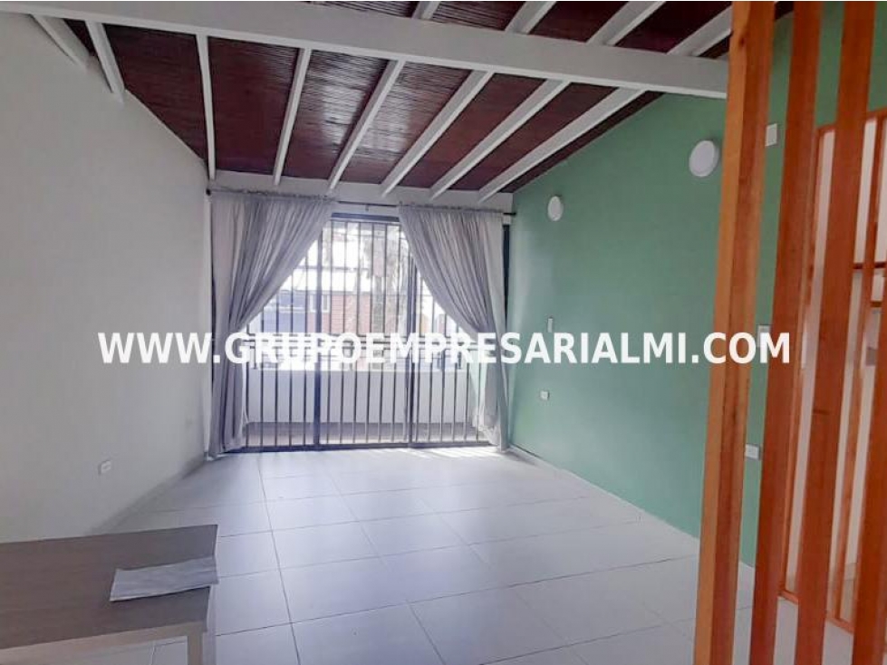 FABULOSO APARTAMENTO DÚPLEX EN ARRIENDO - SECTOR VELÓDROMO COD: 31809