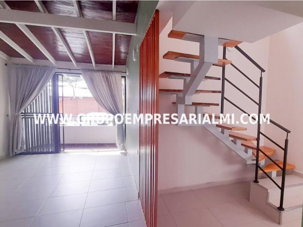 FABULOSO APARTAMENTO DÚPLEX EN ARRIENDO - SECTOR VELÓDROMO COD: 31809 — foto 2
