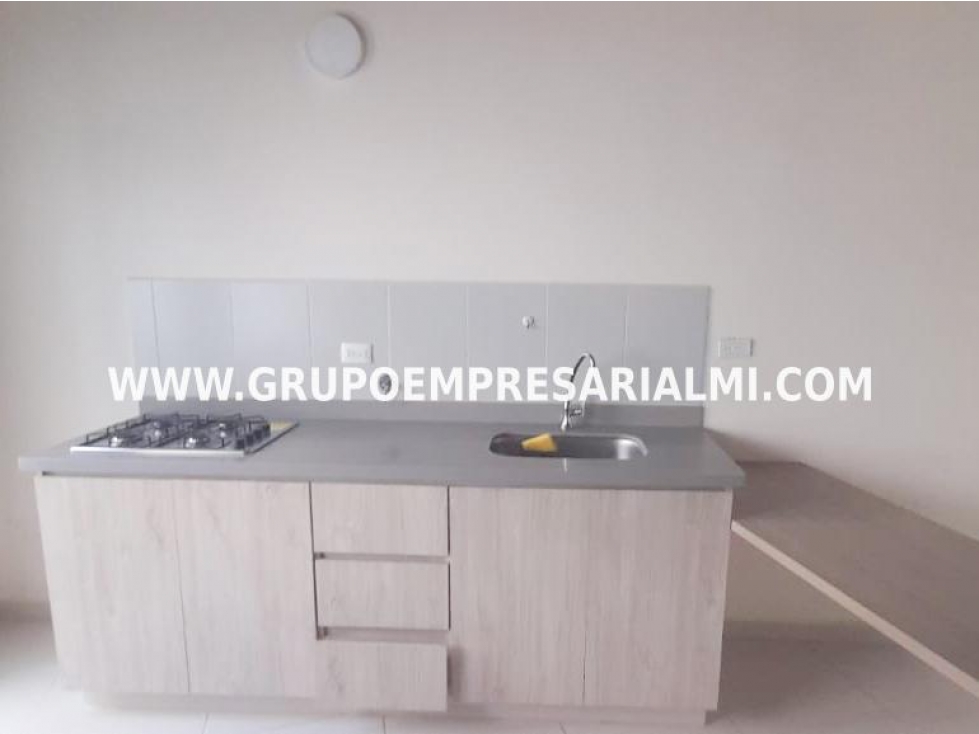 FABULOSO APARTAMENTO DÚPLEX EN ARRIENDO - SECTOR VELÓDROMO COD: 31809 — foto 5