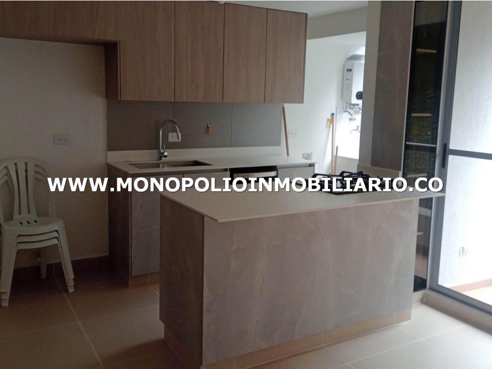 FABULOSO APARTAMENTO EN ARRIENDO - SECTOR LOMA DEL BARRO COD: 25649 — foto 3