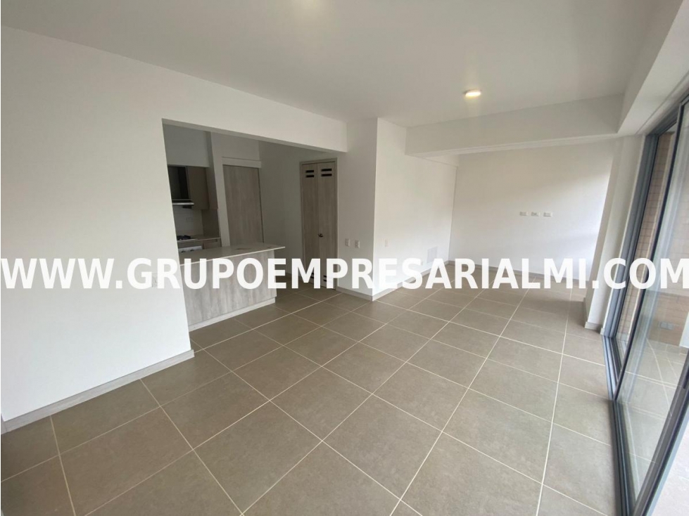 FABULOSO APARTAMENTO EN ARRIENDO - SECTOR CIUDAD DEL RÍO COD: 30928 — foto 3