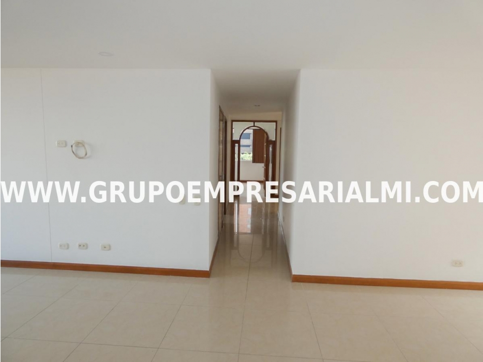 FABULOSO APARTAMENTO EN ARRIENDO - SECTOR EL TESORO COD: 31112 — foto 3