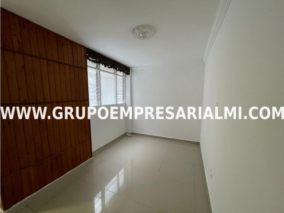 FABULOSO APARTAMENTO EN ARRIENDO - SECTOR LAURELES COD: 31940 — foto 5