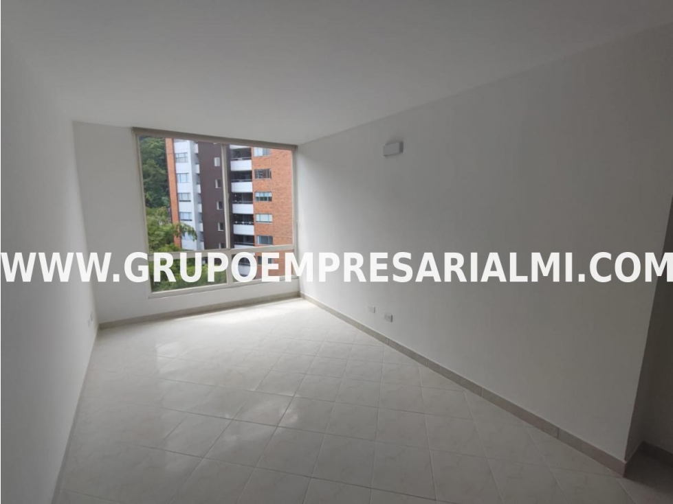 FABULOSO APARTAMENTO EN ARRIENDO - SECTOR CASTROPOL COD: 32166