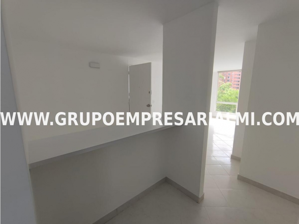 FABULOSO APARTAMENTO EN ARRIENDO - SECTOR CASTROPOL COD: 32166 — foto 3
