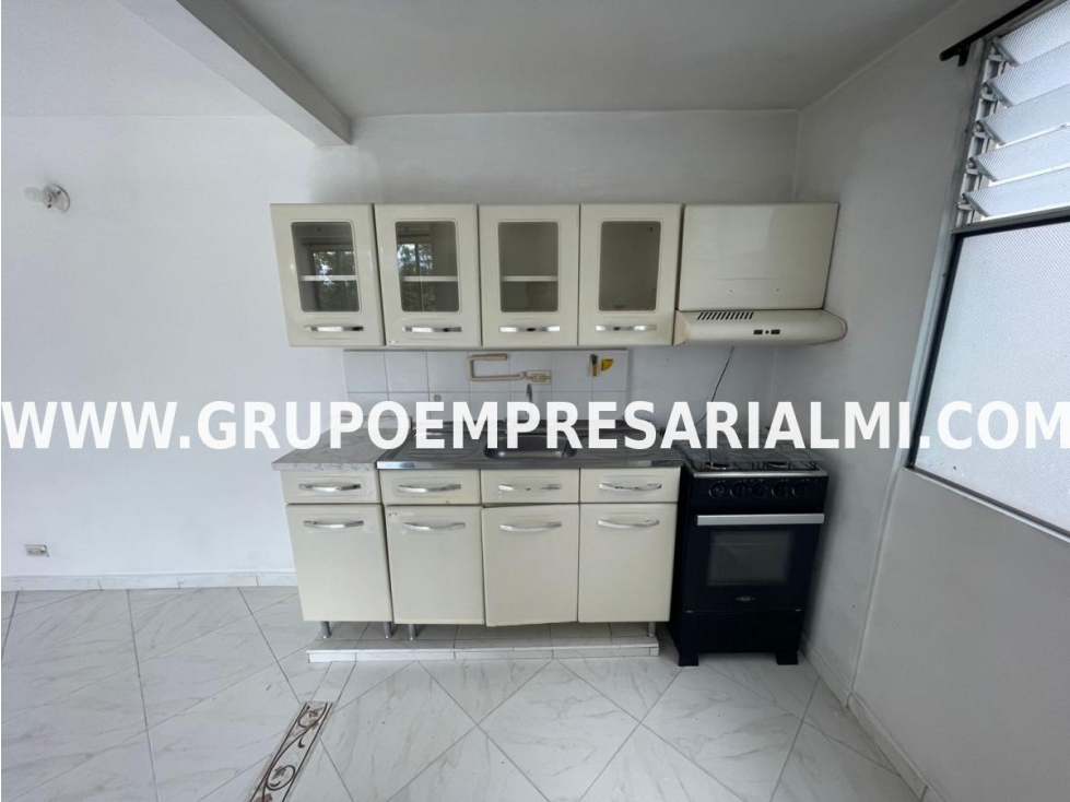 FABULOSO APARTAMENTO EN ARRIENDO - SECTOR LOMA DEL INDIO COD: 32269 — foto 2