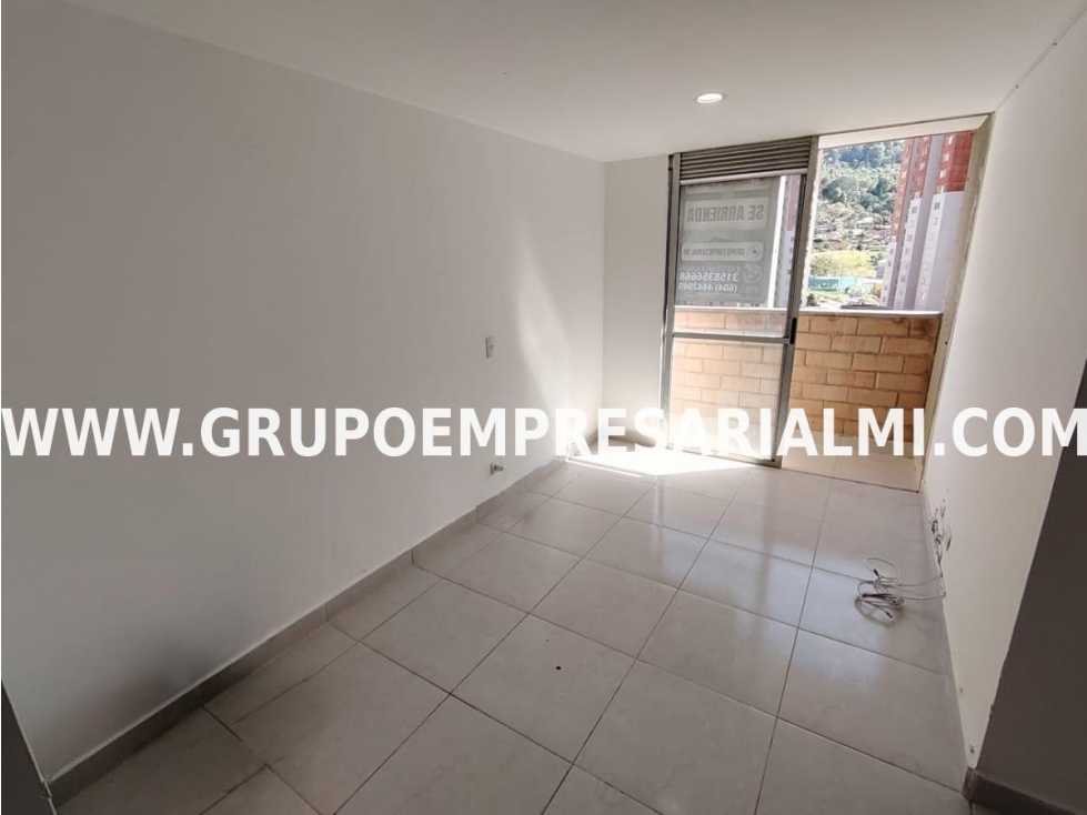 FABULOSO APARTAMENTO EN ARRIENDO - SECTOR PAJARITO COD: 32334