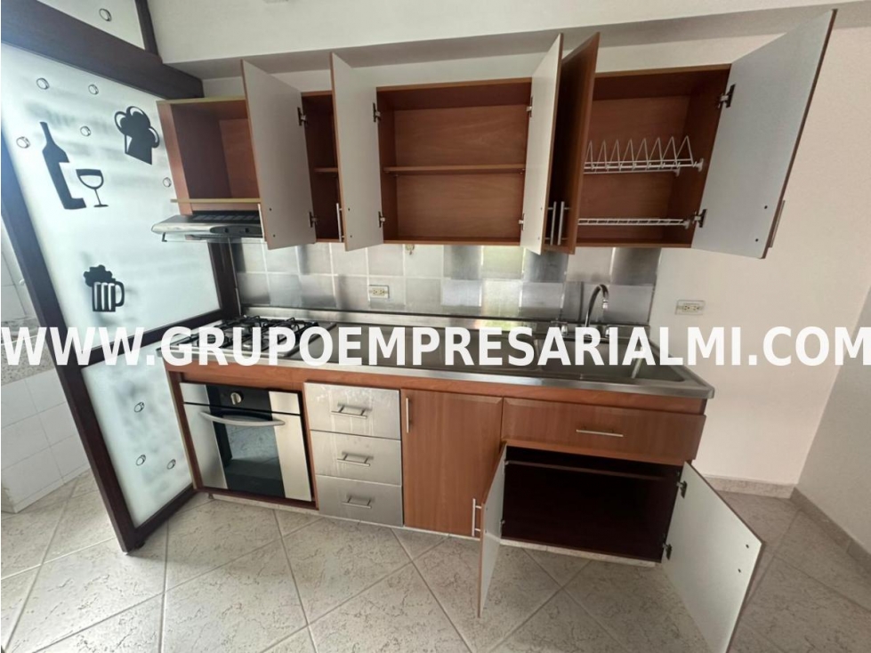 FABULOSO APARTAMENTO EN ARRIENDO - SECTOR SAN DIEGO COD: 32426 — foto 5