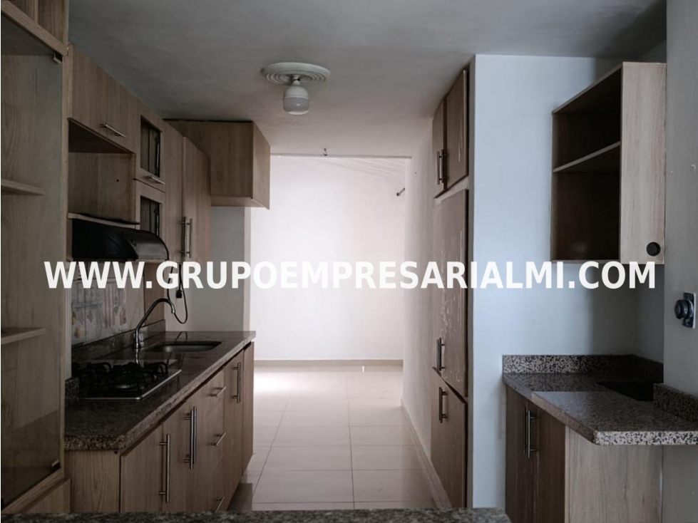 FABULOSO APARTAMENTO EN ARRIENDO - SECTOR LA AMÉRICA COD: 32848 — foto 2
