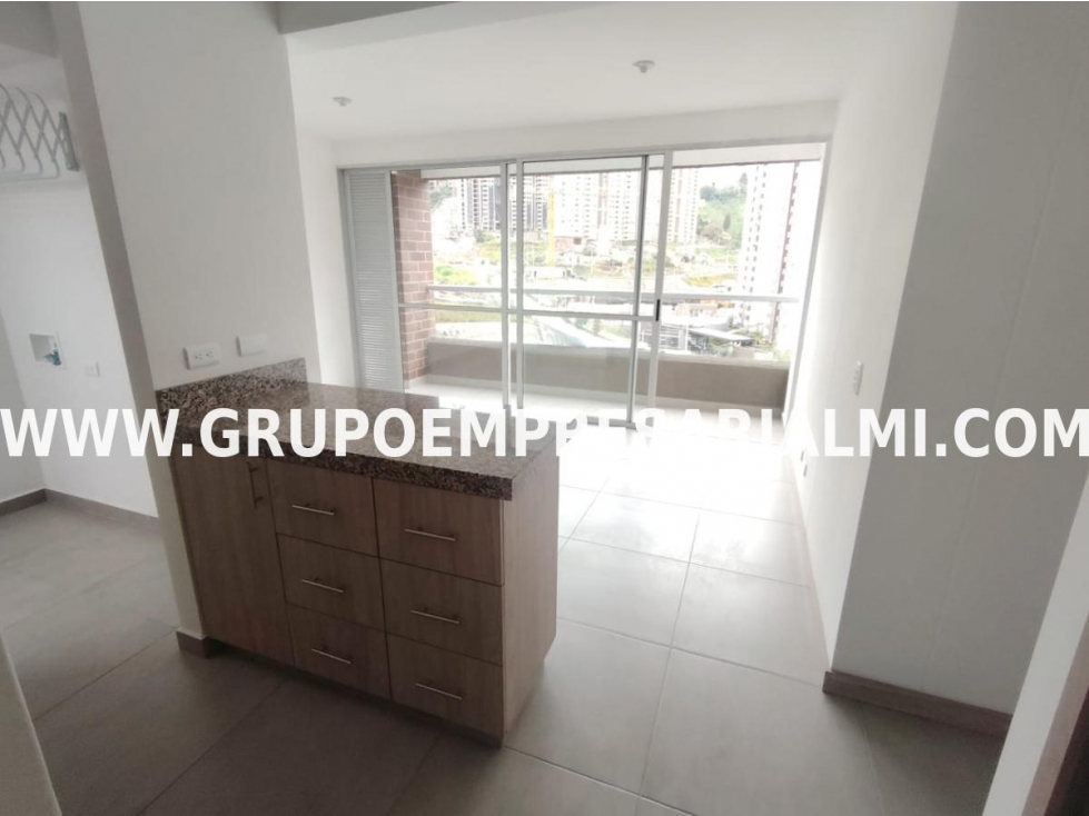 FABULOSO APARTAMENTO EN ARRIENDO - SECTOR CALASANZ COD: 33446 — foto 3