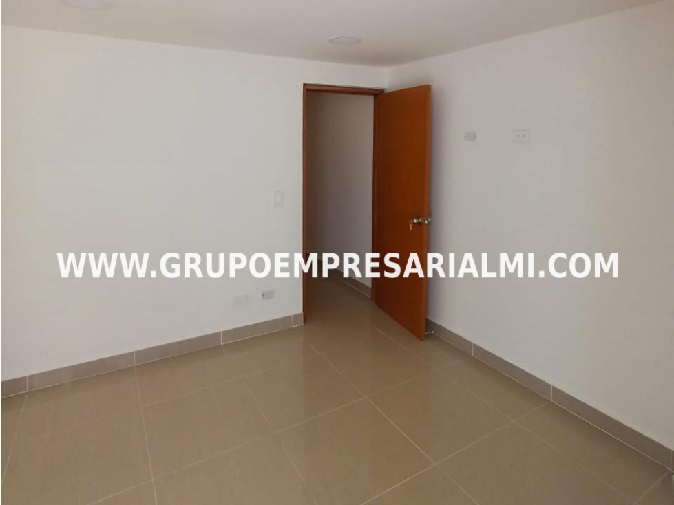FABULOSO APARTAMENTO EN VENTA - SECTOR LAURELES COD: 31087 — foto 6