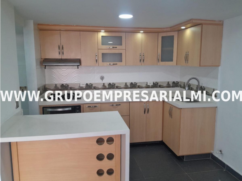 FABULOSO APARTAMENTO EN VENTA - SECTOR SANTA ANA COD: 31960