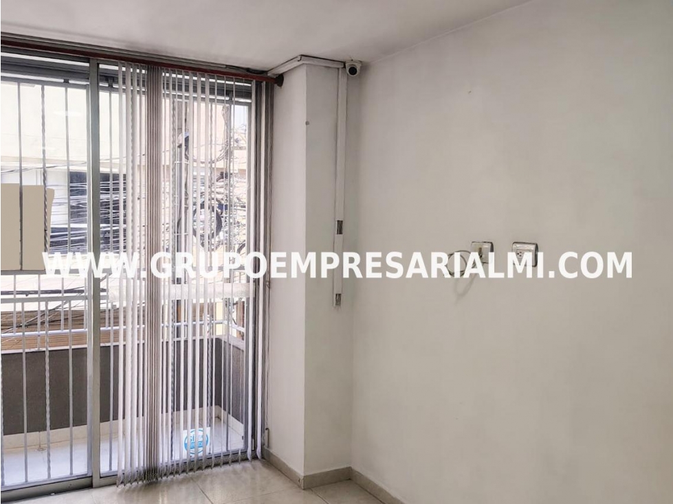 FABULOSO APARTAMENTO EN VENTA - SECTOR LOS ALCÁZARES COD: 32705