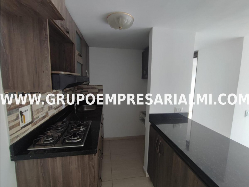 FABULOSO APARTAMENTO EN VENTA - SECTOR PRIMAVERA COD: 32741 — foto 2