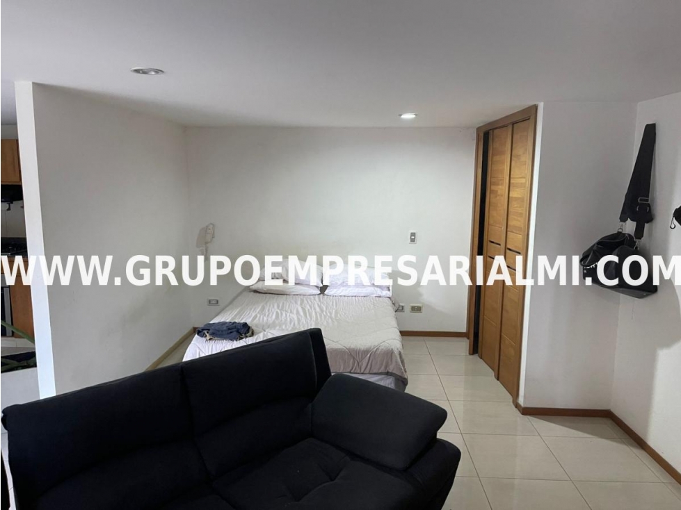 FABULOSO APARTAMENTO EN VENTA - SECTOR LAS LOMITAS COD: 33053