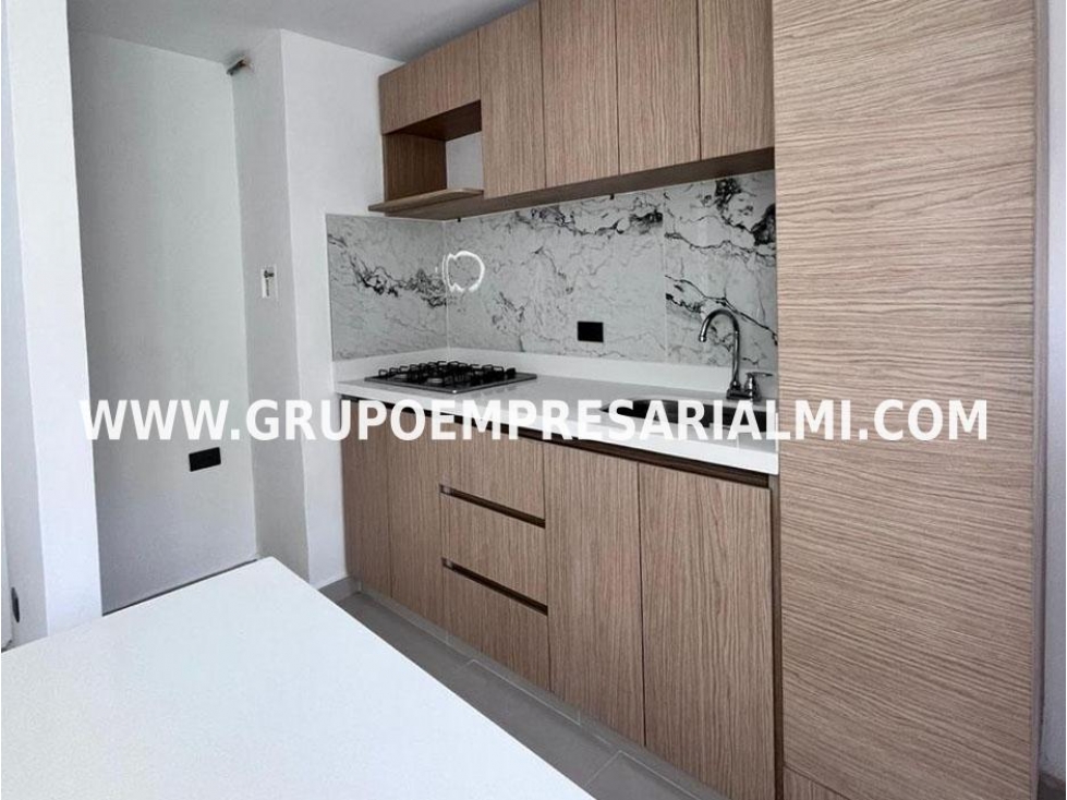 FABULOSO APARTAMENTO EN VENTA - SECTOR LA AURORA COD: 33927 — foto 2